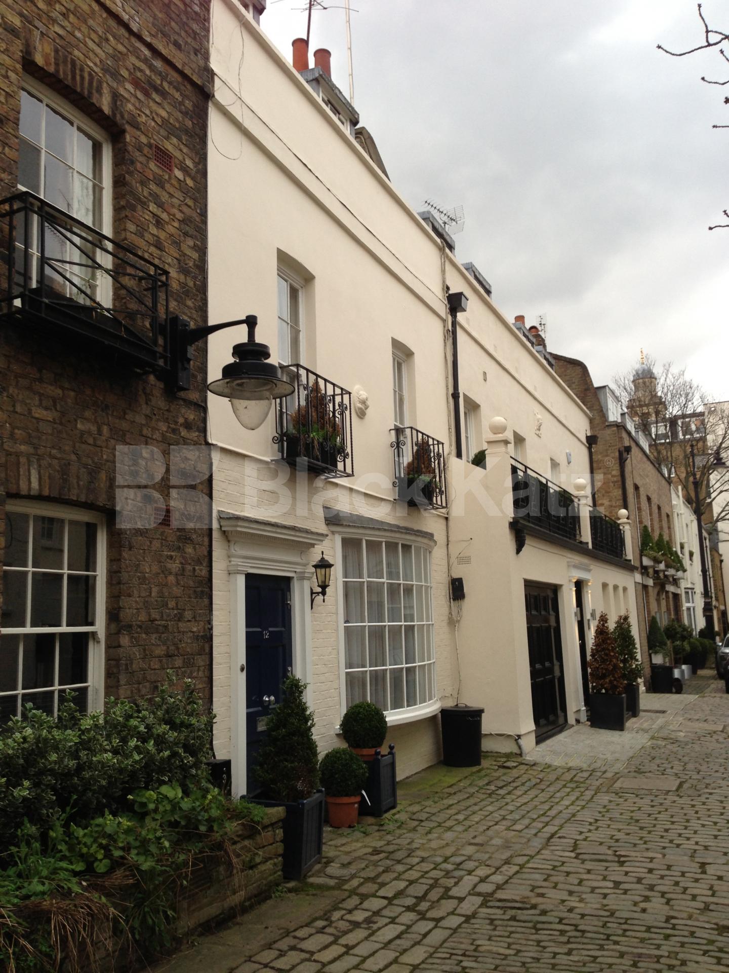 			NEW INSTRUCTION, 3 Bedroom, 1 bath, 1 reception Mews House			 Eaton Row, Belgravia SW1W